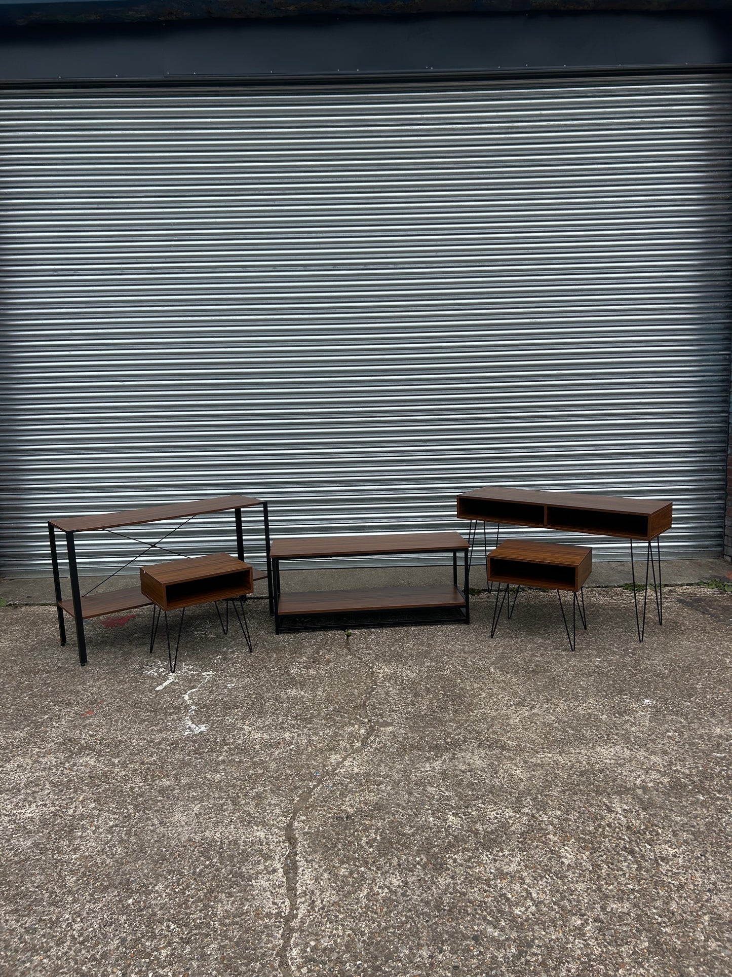 5-Piece Industrial Style Furniture Set – Rustic Wood & Metal Finish