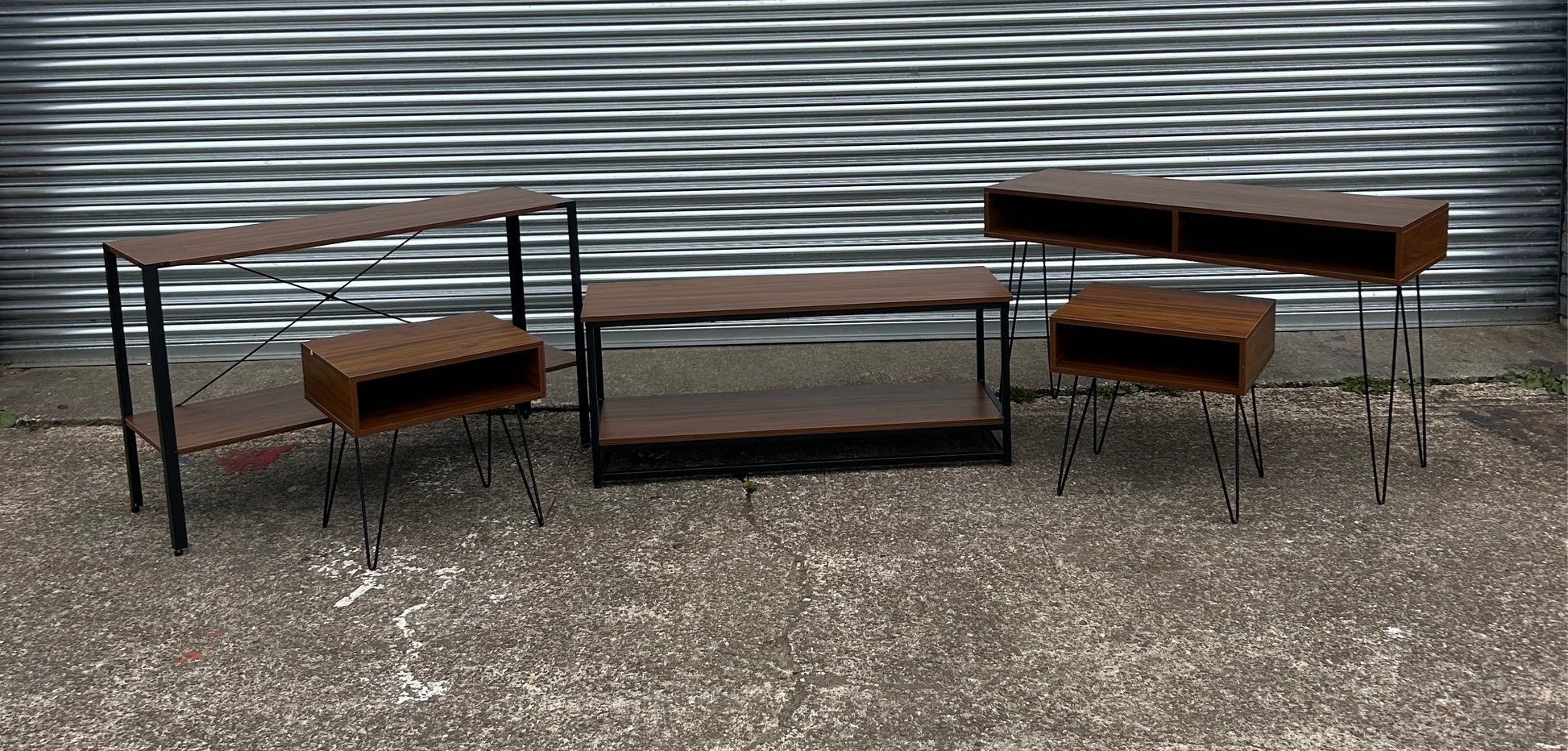 5-Piece Industrial Style Furniture Set – Rustic Wood & Metal Finish