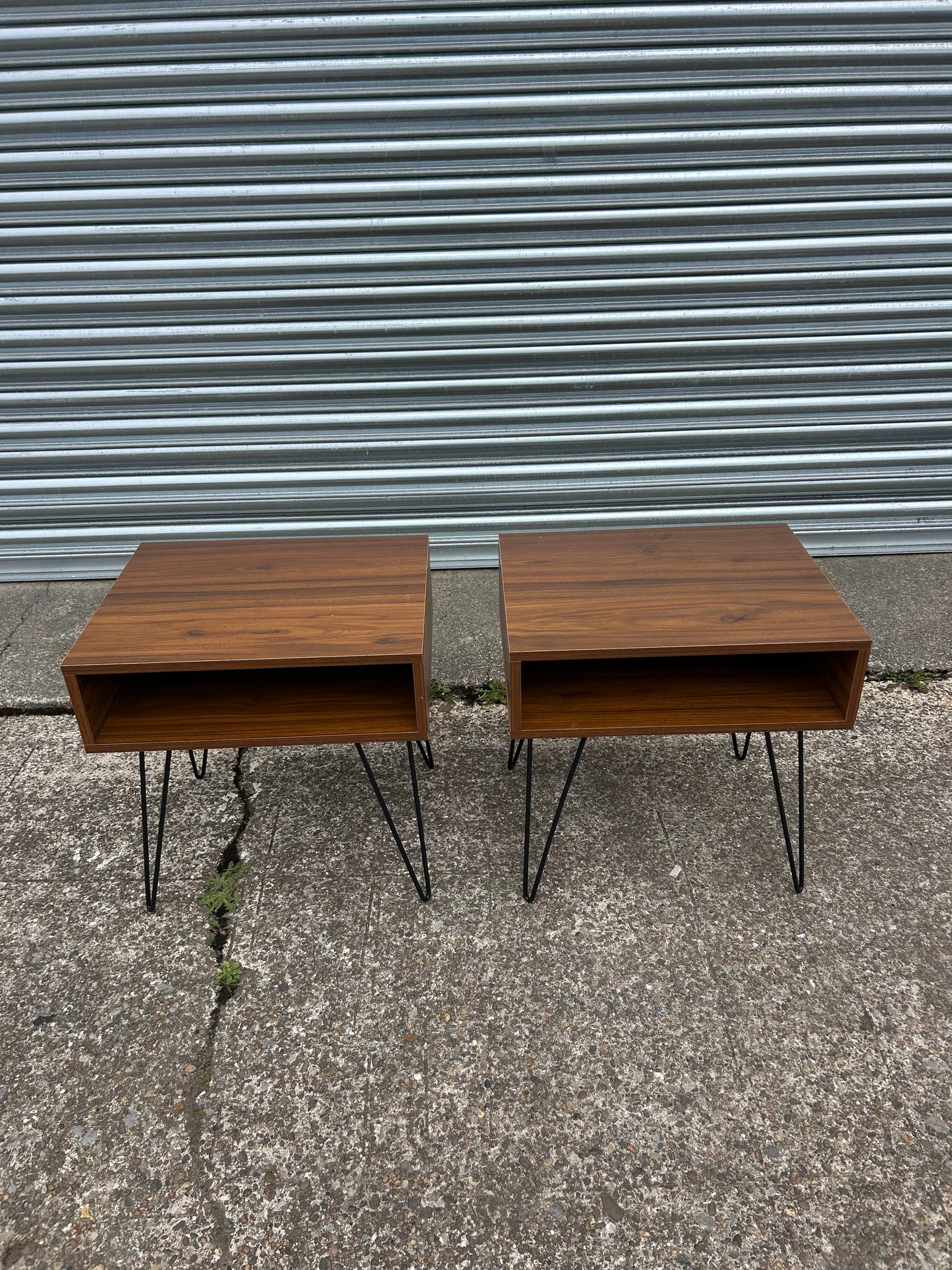 2x Side Tables