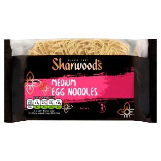 12 x Sharwood Medium Egg Noodles  - 226G