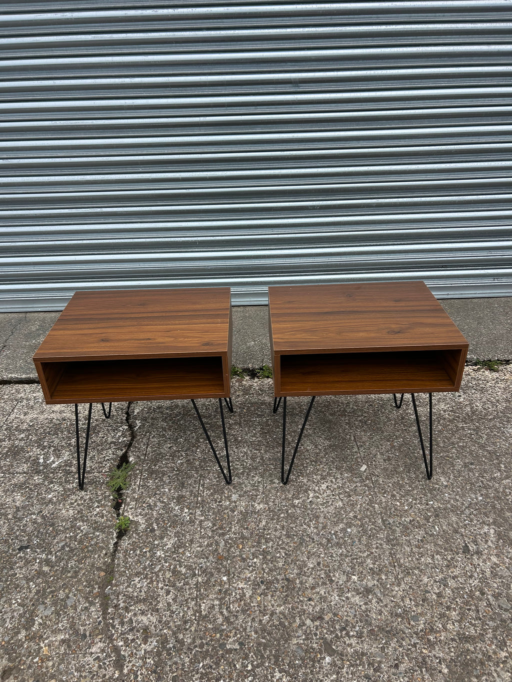 2x Side Tables